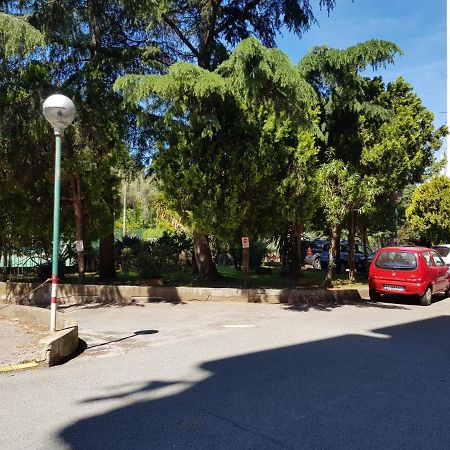 Quiete Ad Un Passo Dal Mare Apartment Albisola Superiore Exterior photo
