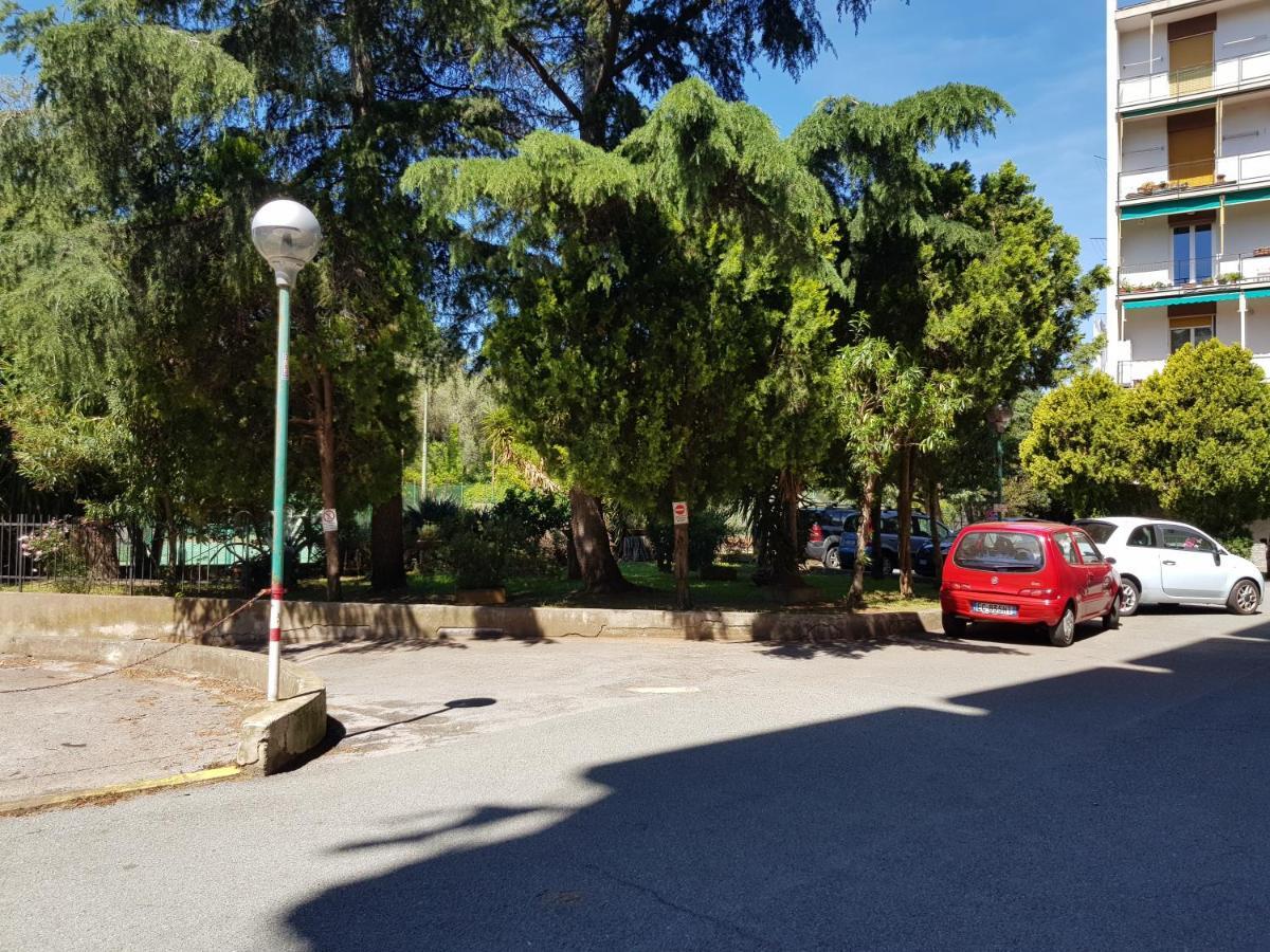 Quiete Ad Un Passo Dal Mare Apartment Albisola Superiore Exterior photo